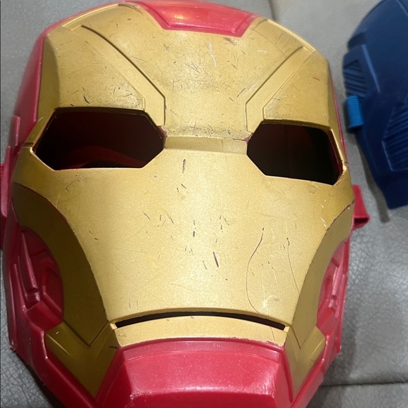 Avengers toy masks bundle - Picture 5 of 6